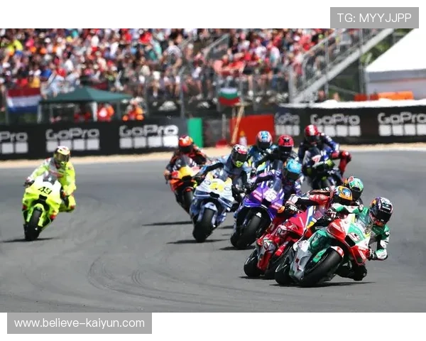 MotoGP赛季激烈角逐 全新规则与车队阵容引发热议