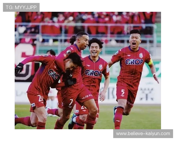 太阳队迎新赛季挑战，核心阵容调整引发球迷热议