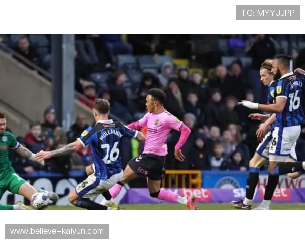 布莱克浦俱乐部最新动态及赛季表现全面解析 布莱克浦俱乐部最新动态及赛季表现全面解析