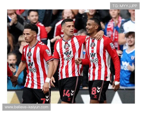 英超赛季全面解析球队战绩球员表现与未来夺冠形势